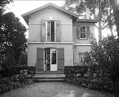 Façade sur jardin.