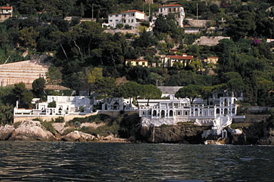 Vue de situation depuis la mer, au sud.
