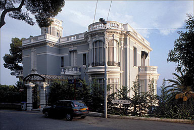 Vue d'ensemble de la façade nord, depuis le nord-ouest.