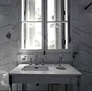 1er étage. Appartement de M. Beaumont. La salle de bain. Le lavabo.