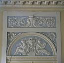 1er étage. Le grand salon. Un dessus-de-porte.