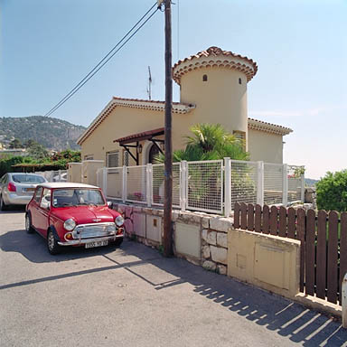 Vue en perspective de la façade ouest, depuis le sud.