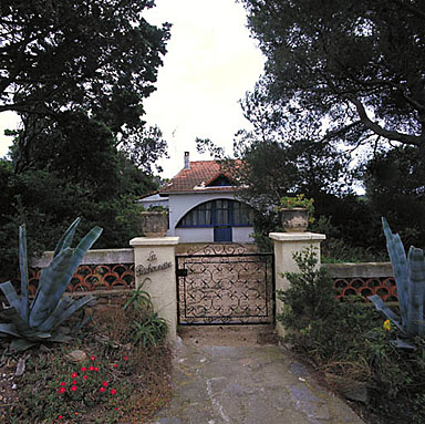 Villa La Pitchounette. Chemin de la Perspective. Parcelle 626.