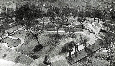 La golf miniature. Vue d'ensemble.