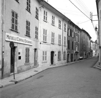 Vue d'ensemble des façades ouest.