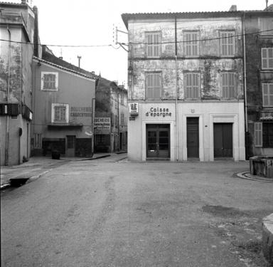 Façade est.