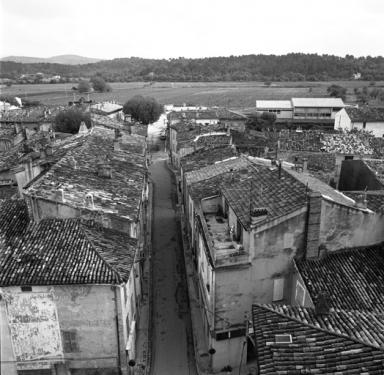 Les toits de la rue Jean Jaurs pris du haut du beffroi.