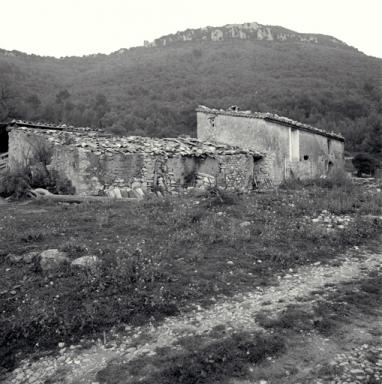 Vue d'ensemble prise de l'ouest.