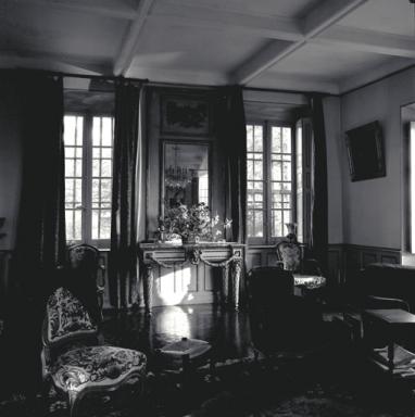 Salon.