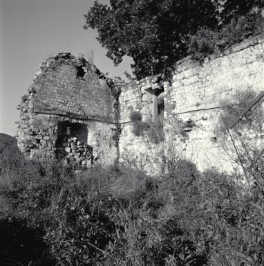 Nef et chœur, vue prise de l'ouest.