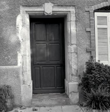 Porte d'entrée.