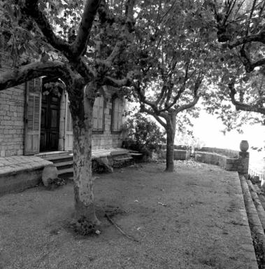 Maison de matre, faade sud.
