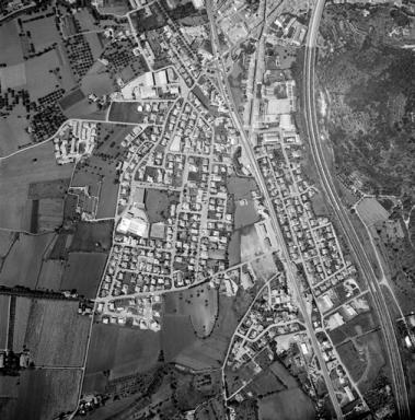 Vue aérienne verticale.