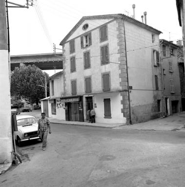 Façade antérieure.