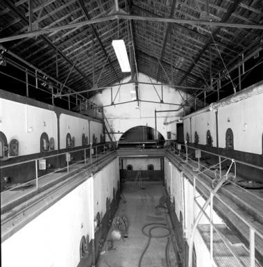 Intérieur.