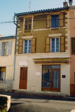 Façade principale.