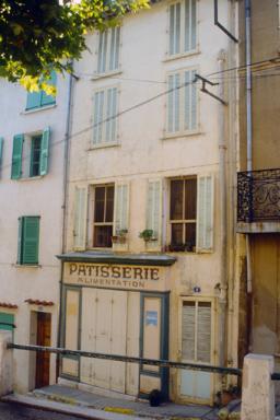 Façade principale.