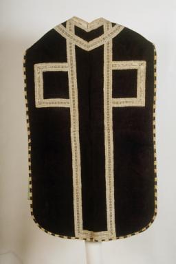 Dos de la chasuble, vue générale.
