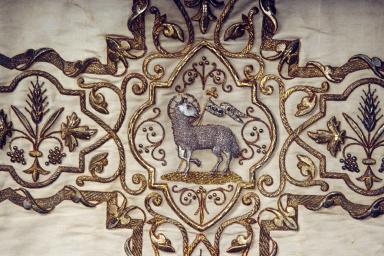 Chasuble, dtail des broderies or et argent.
