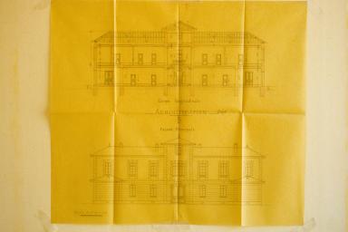 Administration générale, coupe et élévation.