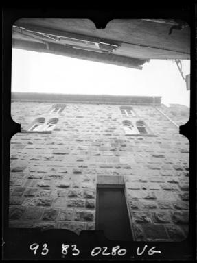 Elévation est, travées 5 et 6. Cliché photogrammétrique gauche.