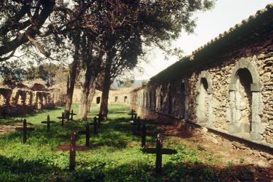 Grand cloître. Vue d'ensemble prise du sud-est.