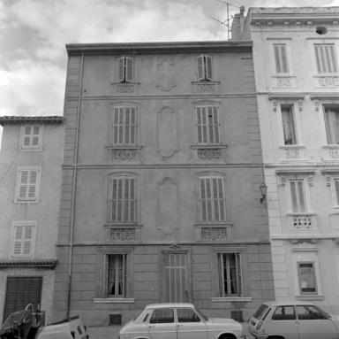 Façade.