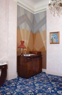 Décor peint dans la salle à manger.