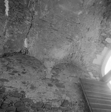 Bâtiment C, aile est, passage couvert, voûte.