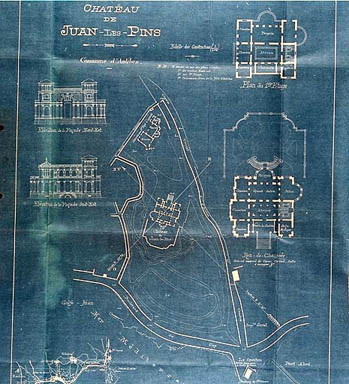 Plan de la propriété. Plans du rez-de-chaussée surélevé et du 1er étage, façades est et ouest.