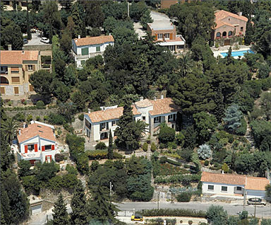 Vue aérienne prise depuis le sud.