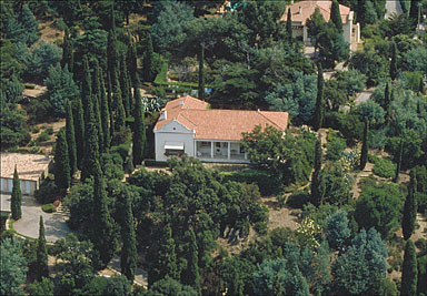 Vue aérienne depuis le sud.