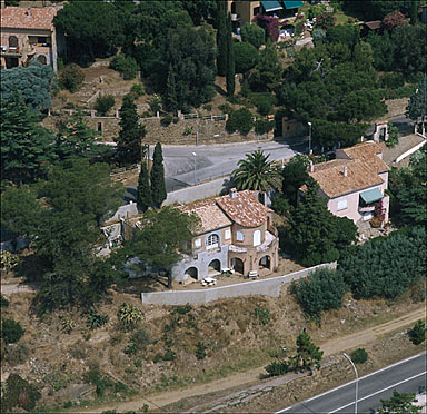 Vue aérienne prise depuis le sud-est.