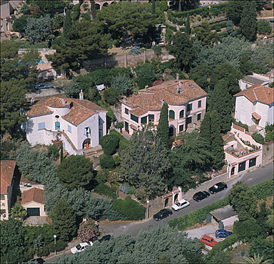 Vue aérienne prise depuis le sud-est.