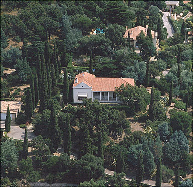 Vue aérienne prise depuis le sud.