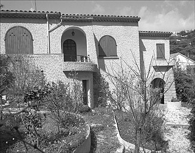 La façade sud. Détail.