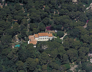Vue aérienne depuis l'est.