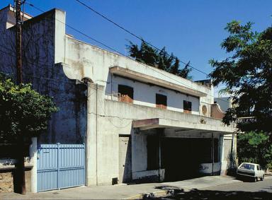 Façade ouest . Vue d'ensemble.