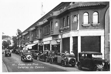 Façade nord. Vue d'ensemble prise du nord-ouest.