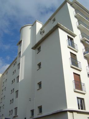 Vue de dtail de la cage d'escalier sur la faade nord