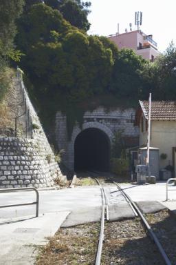 L'entre ouest du tunnel de Saint-Philippe.