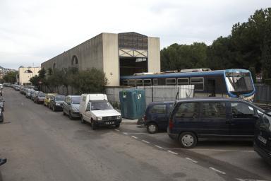 La nouvelle gare de Nice construite en 1991 : le dépôt longeant la rue Prince-Maurice.
