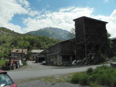 Vue d'ensemble prise de l'ouest.