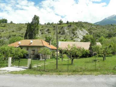 Vue d'ensemble prise du sud-ouest.