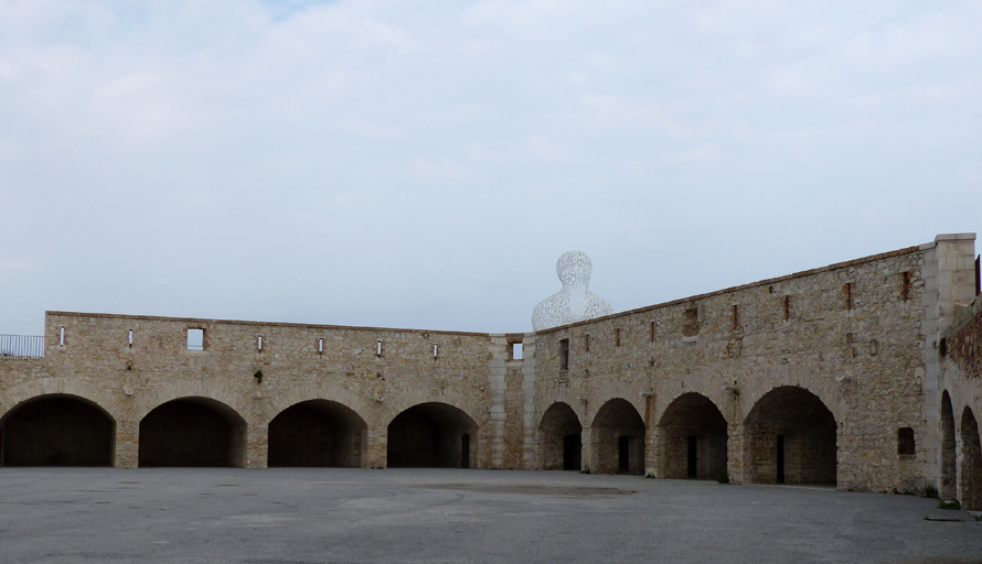 Casemates du bastion Saint Jaume.