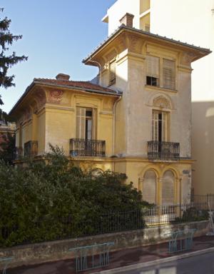 Vue de la villa Ren depuis la rue Morgan.