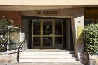 Immeuble Le Castel. Val du Carei. 14, promenade du Marchal-Leclerc-de-Hautecloque. Entre. 1959. Architecte : Henri Gremeret.