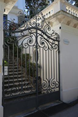 Villa Thalassa, dtail du portail. Parcelle KI0087
