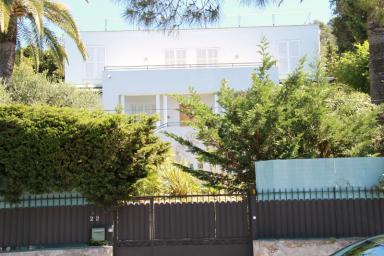 Villa Mazura, faade sur rue. Parcelle KI0159.