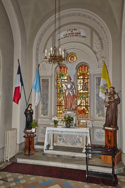 Autel de sainte Jeanne d'Arc.